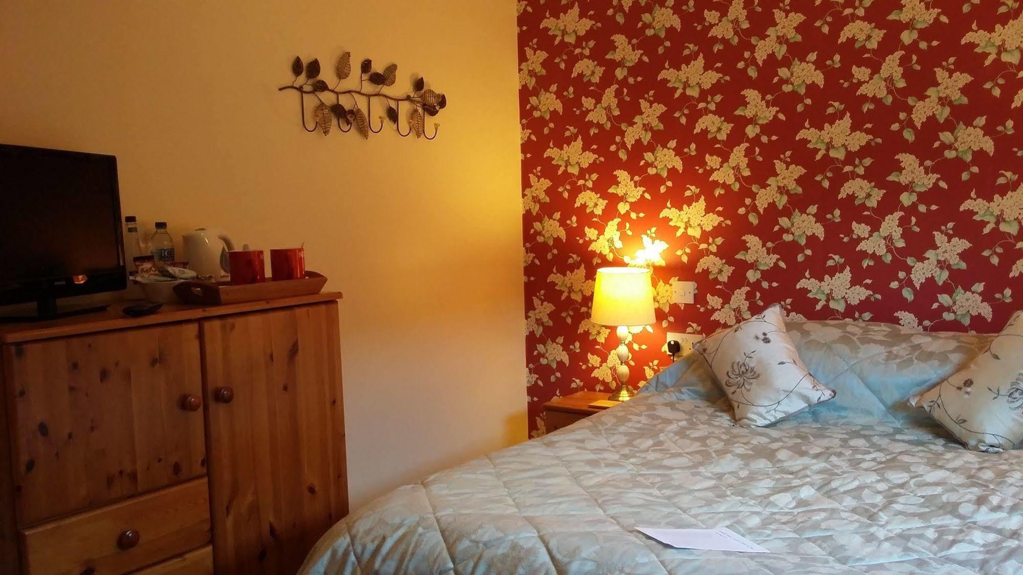 Goldilands Bed & Breakfast Kelso Exterior photo